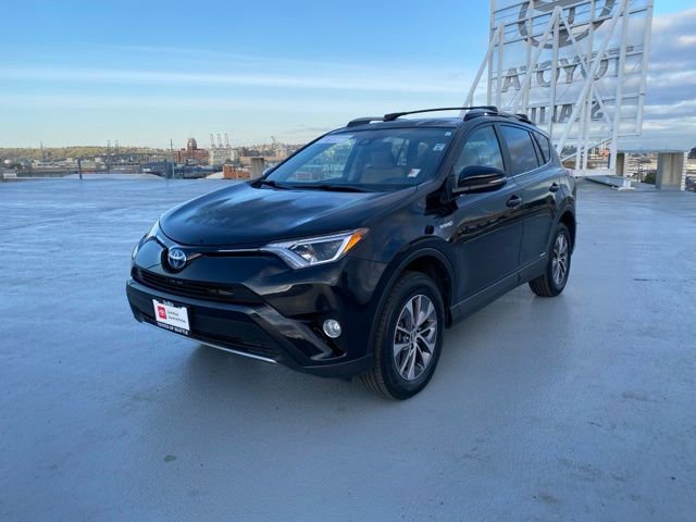 Certified 2017 Toyota RAV4 XLE w/ All Weather Liner Package image 5