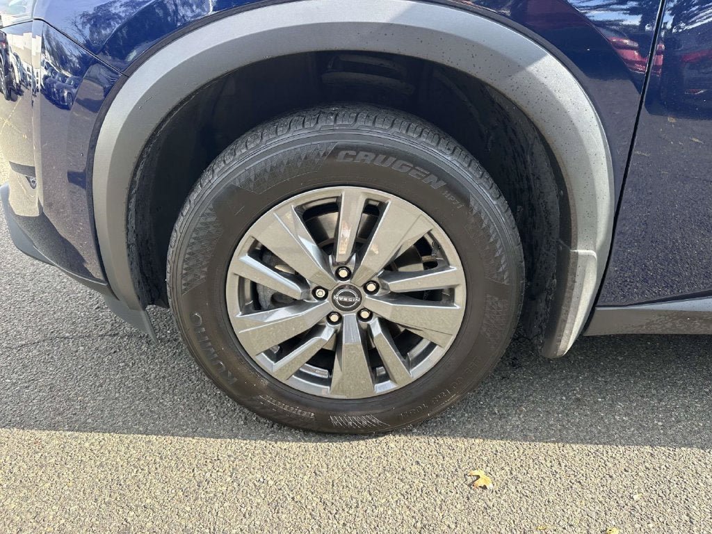 Used 2025 Nissan Pathfinder SV AWD/4WD image 7