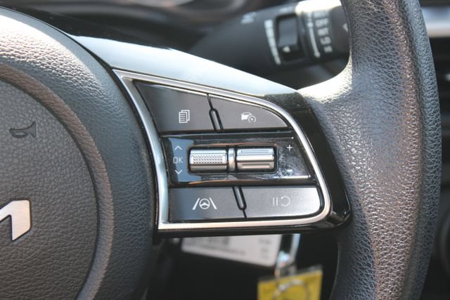 Used 2023 Kia Forte LXS FWD image 14