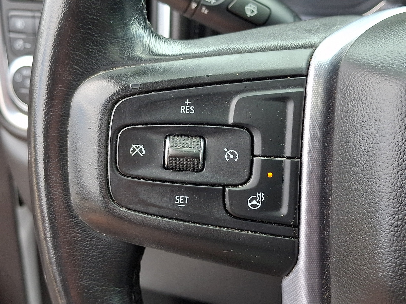 Used 2020 GMC Sierra 1500 SLT w/ SLT Convenience Package AWD/4WD image 23