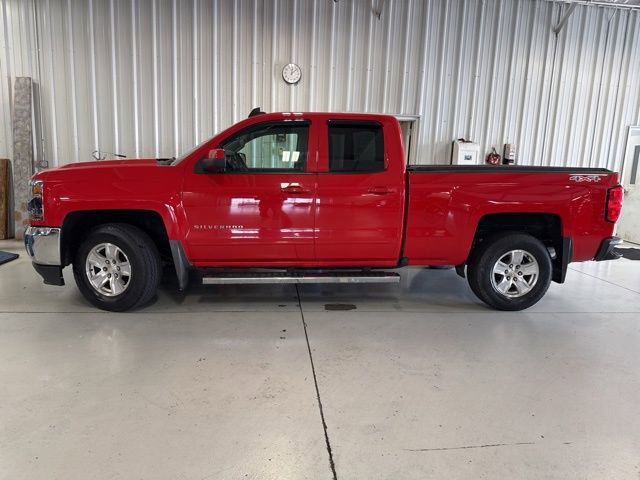 Used 2018 Chevrolet Silverado 1500 LT w/ LT Plus Package image 2