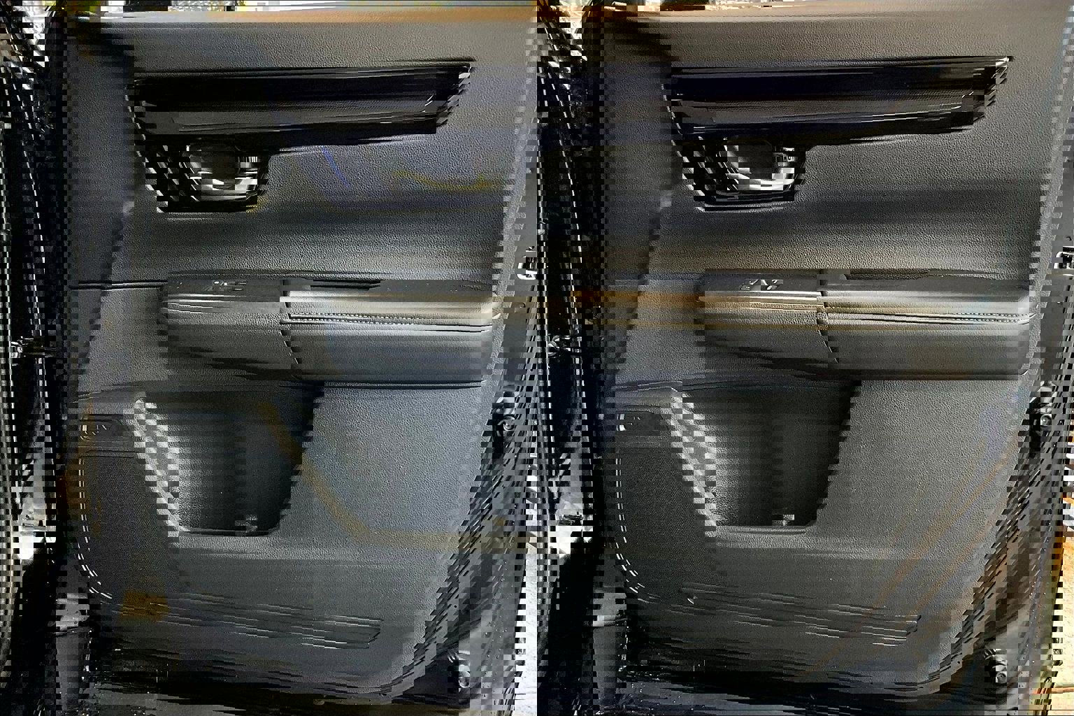 Used 2025 Honda CR-V EX-L image 19