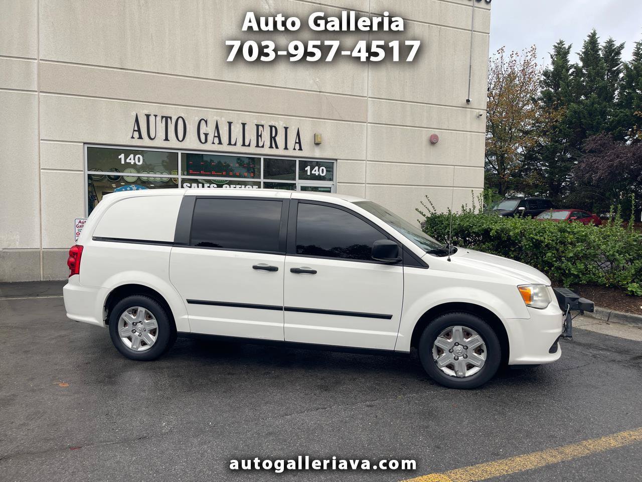 Used 2013 RAM C/V Tradesman w/ UConnect Hands-Free Group FWD image 1