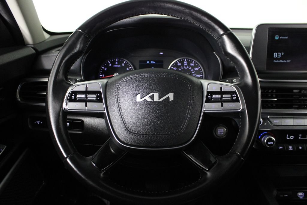 Used 2022 Kia Telluride LX FWD image 24