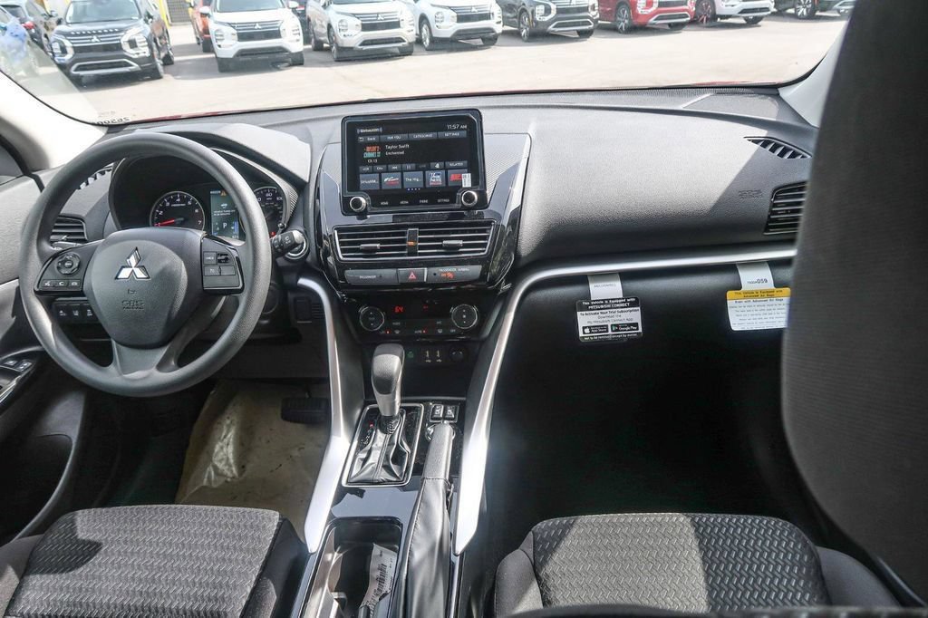 New 2026 Mitsubishi Eclipse Cross LE AWD/4WD image 15