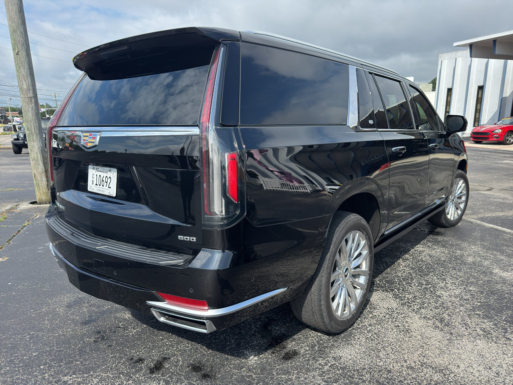 Used 2023 Cadillac Escalade ESV Premium Luxury w/ Performance Package AWD/4WD image 7