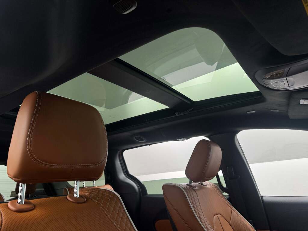 New 2026 Chrysler Pacifica Pinnacle image 34