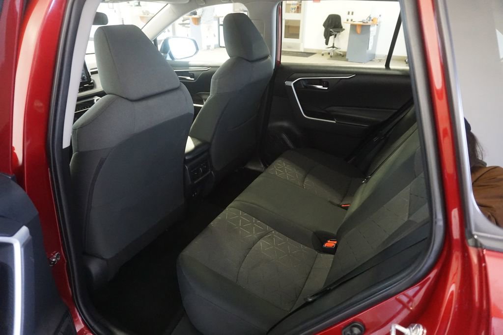 Certified 2021 Toyota RAV4 XLE w/ Convenience Package image 23