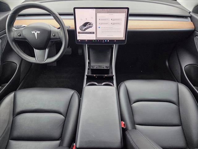 Used 2019 Tesla Model 3 Standard Range Plus image 17