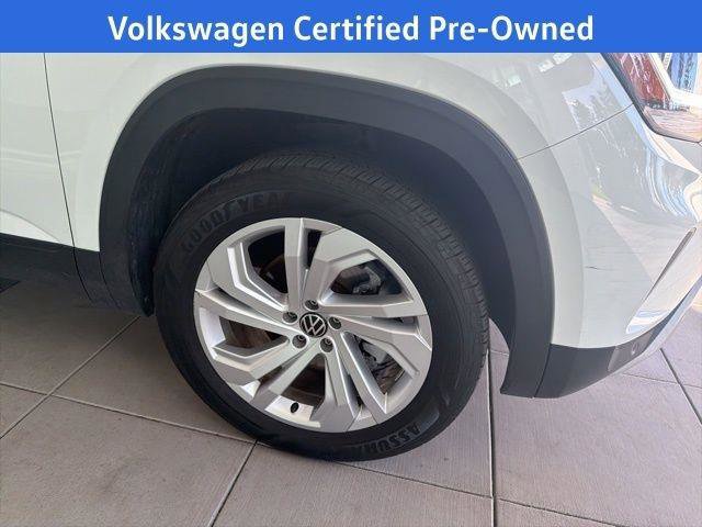 Certified 2023 Volkswagen Atlas SE image 11