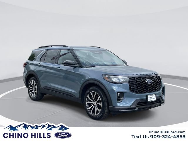 New 2026 Ford Explorer ST-Line w/ Premium Package