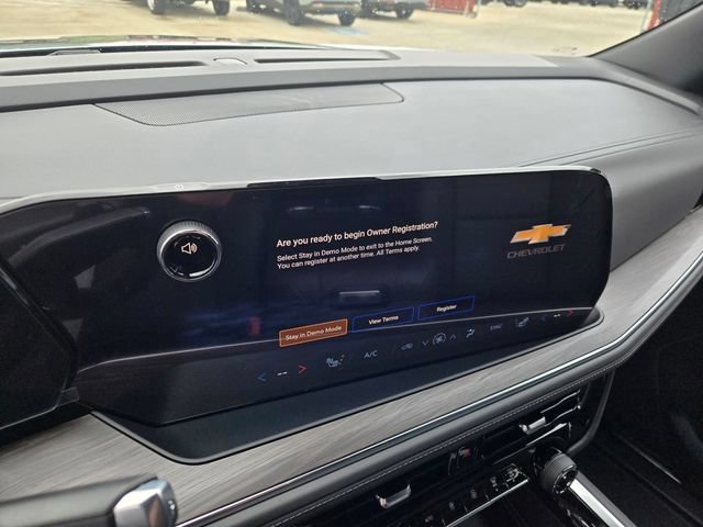 New 2026 Chevrolet Suburban LT w/ Comfort Package AWD/4WD image 14