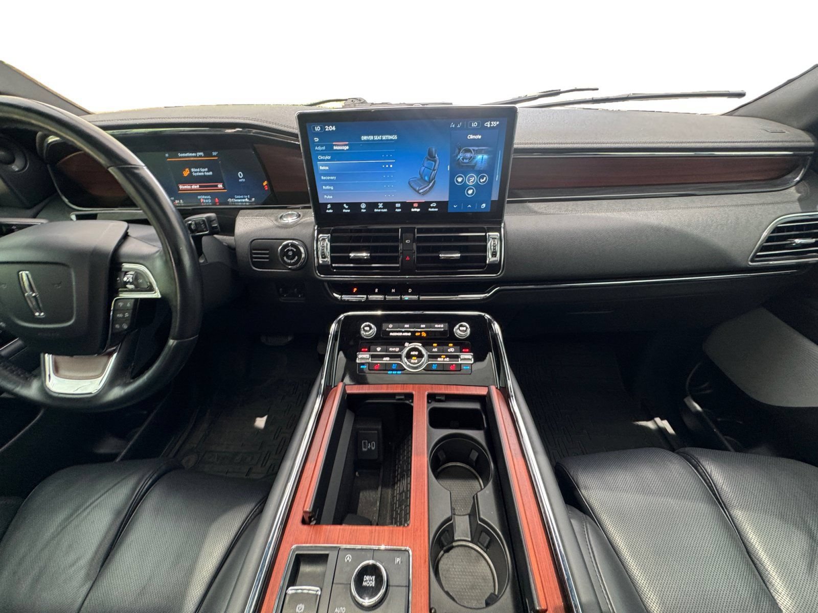 Used 2023 Lincoln Navigator Reserve AWD/4WD image 13