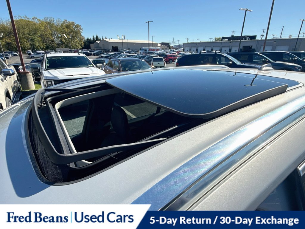 Used 2023 Volvo XC90 B6 Plus AWD/4WD image 28
