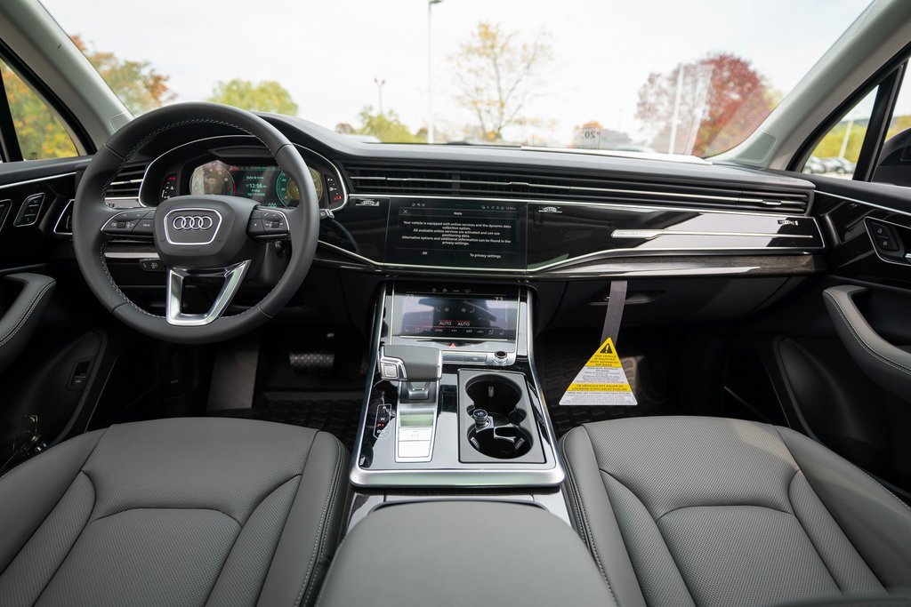 New 2025 Audi Q7 3.0T Premium Plus image 16