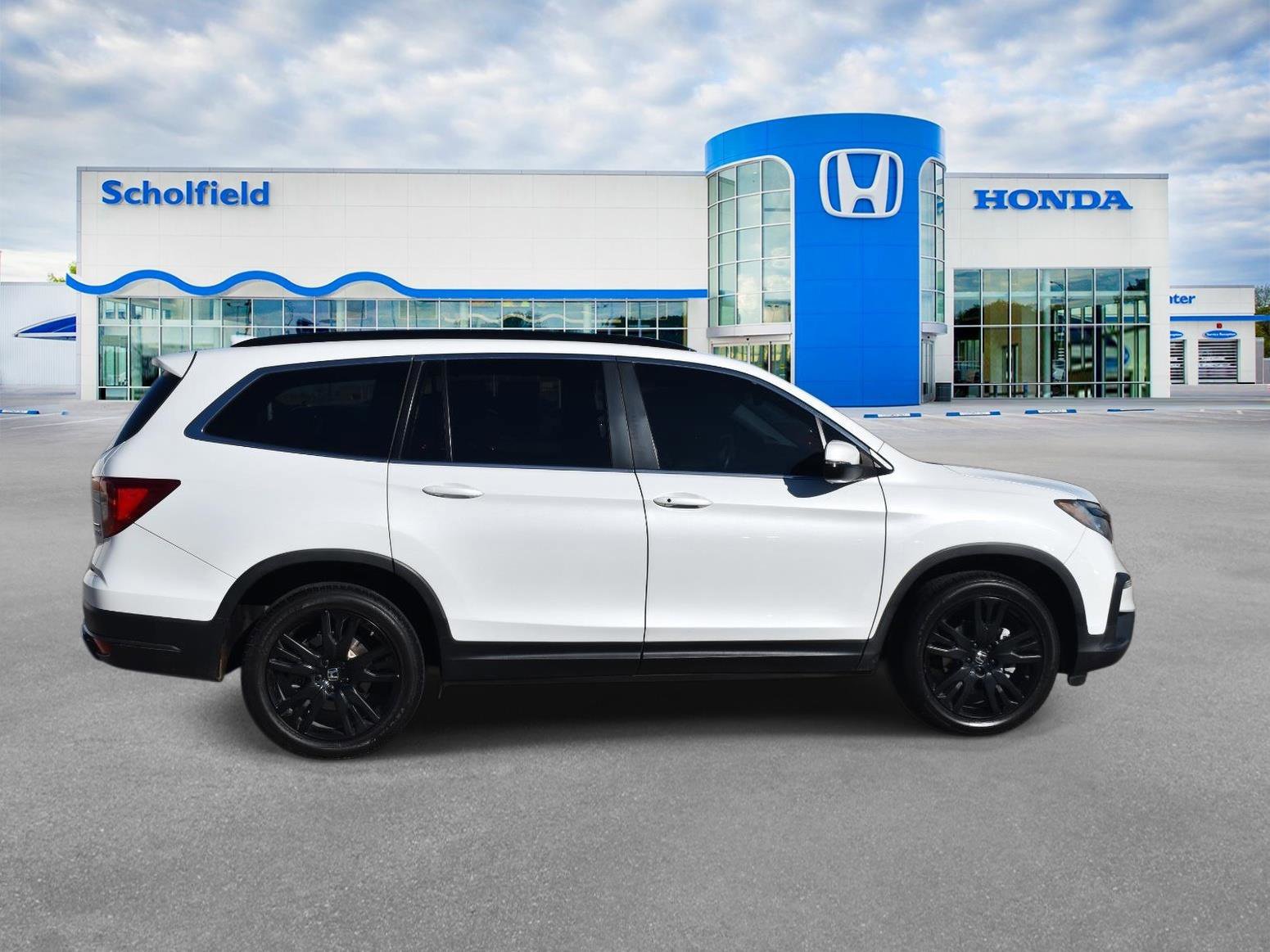 Used 2021 Honda Pilot Special Edition image 2