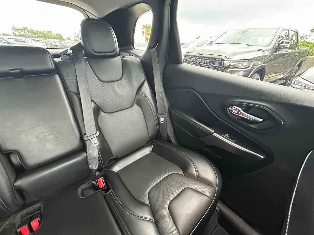 Certified 2020 Jeep Cherokee Limited AWD/4WD image 14