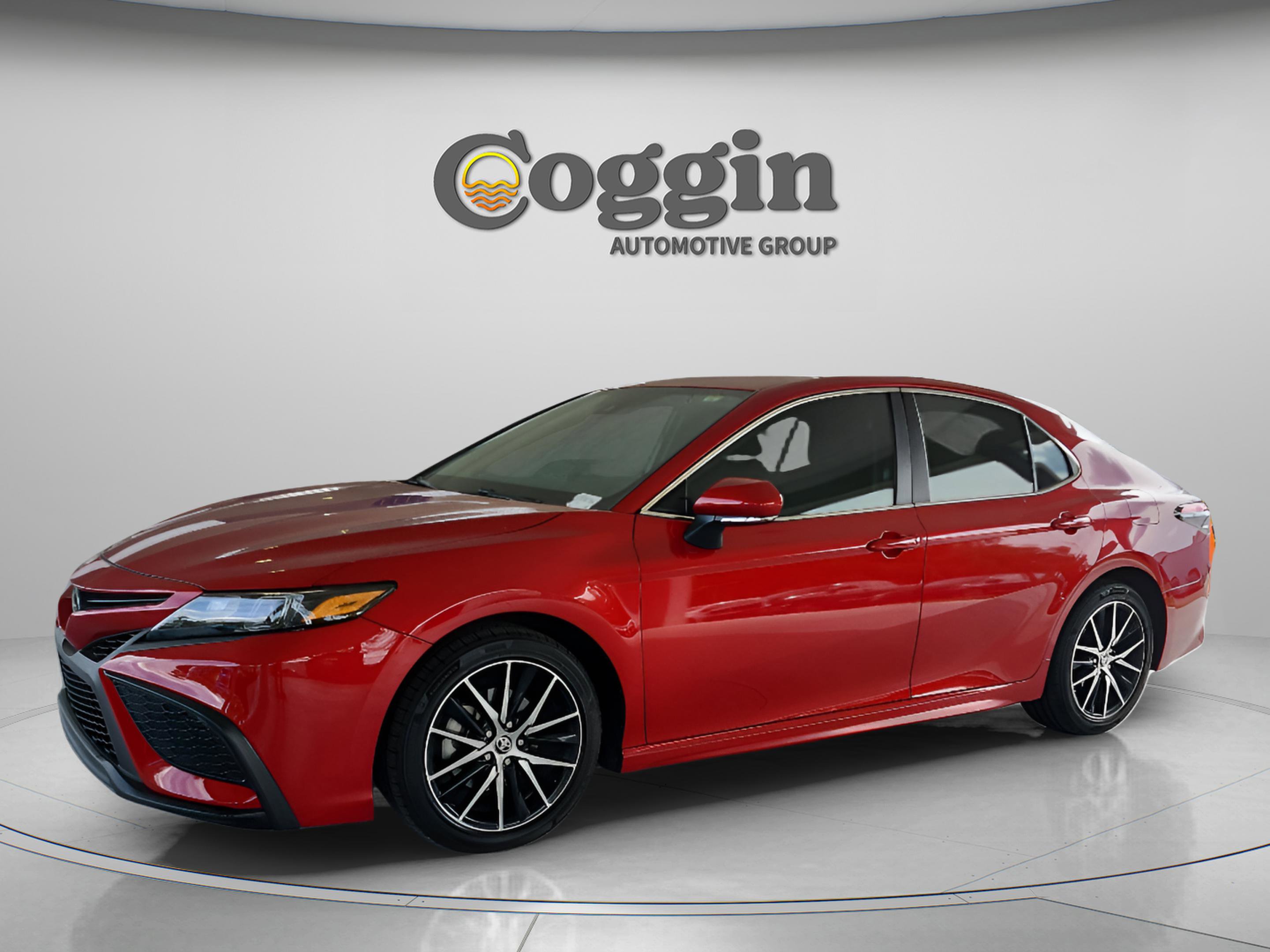 Used 2023 Toyota Camry SE w/ Convenience Package