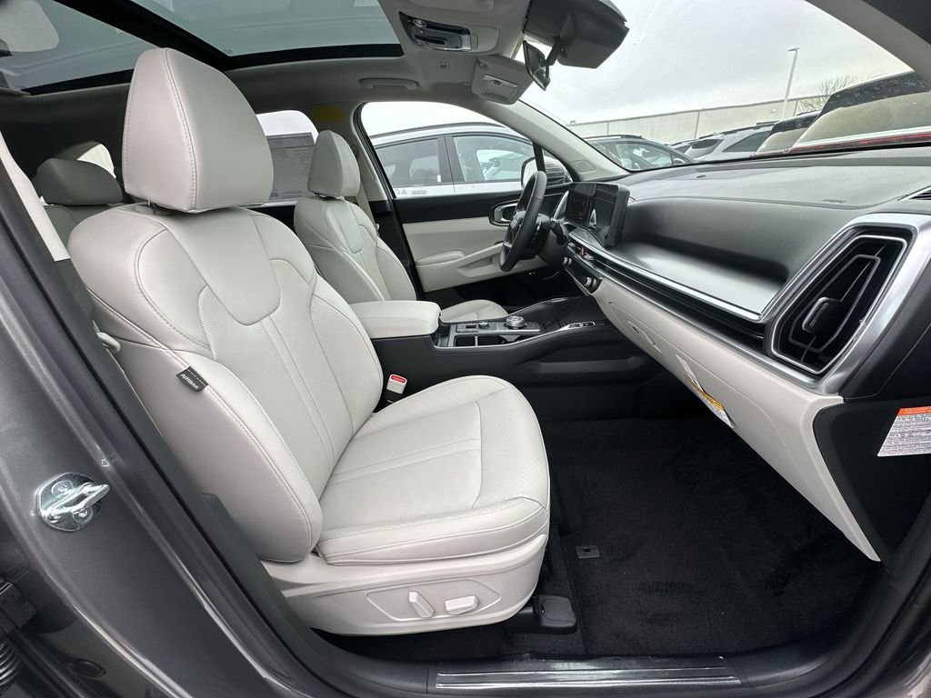 New 2026 Kia Sorento EX w/ EX Premium Package AWD/4WD image 18