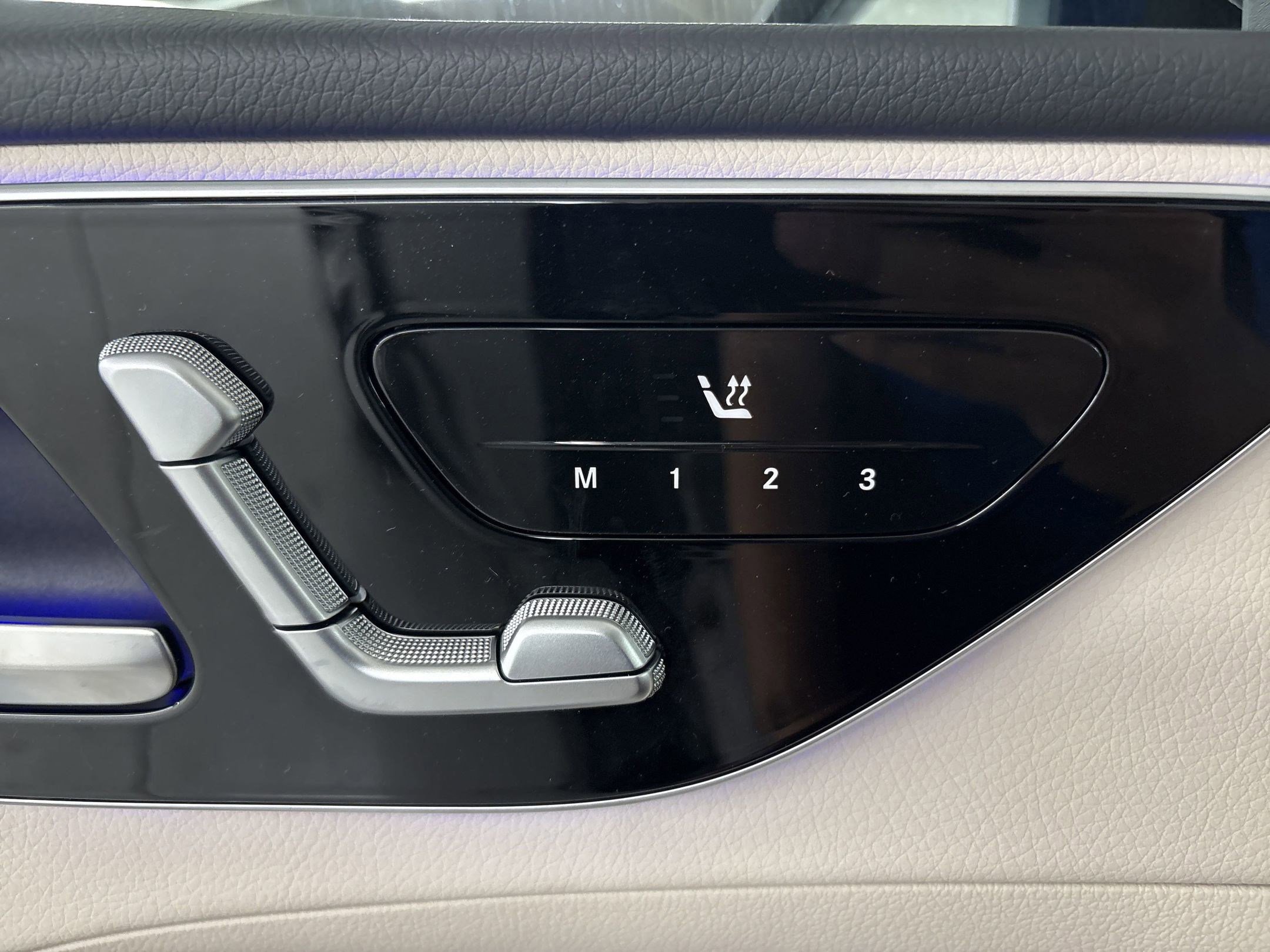 Certified 2025 Mercedes-Benz C 300 C 300 image 37