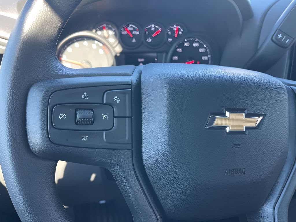Used 2025 Chevrolet Silverado 1500 W/T w/ WT Value Package AWD/4WD image 12