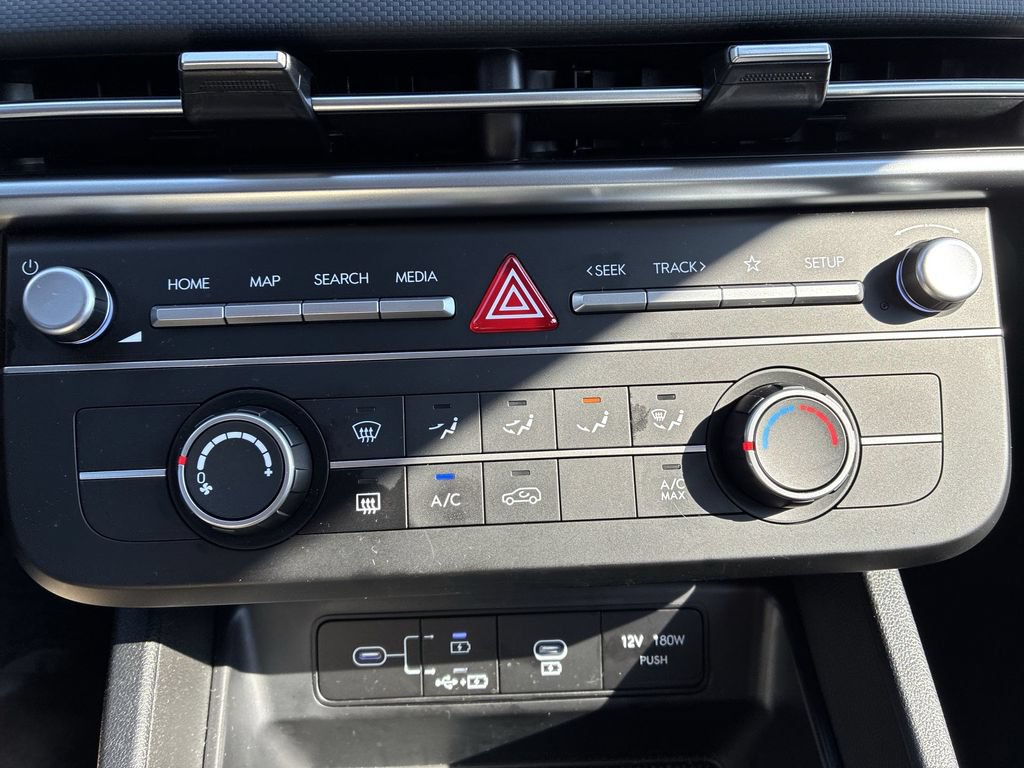 Used 2026 Hyundai Tucson SE AWD/4WD image 18