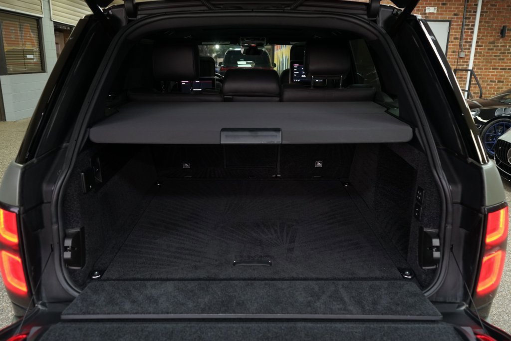 Used 2020 Land Rover Range Rover Long Wheelbase HSE image 28