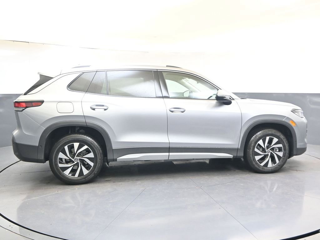 New 2026 Volkswagen Tiguan S image 6