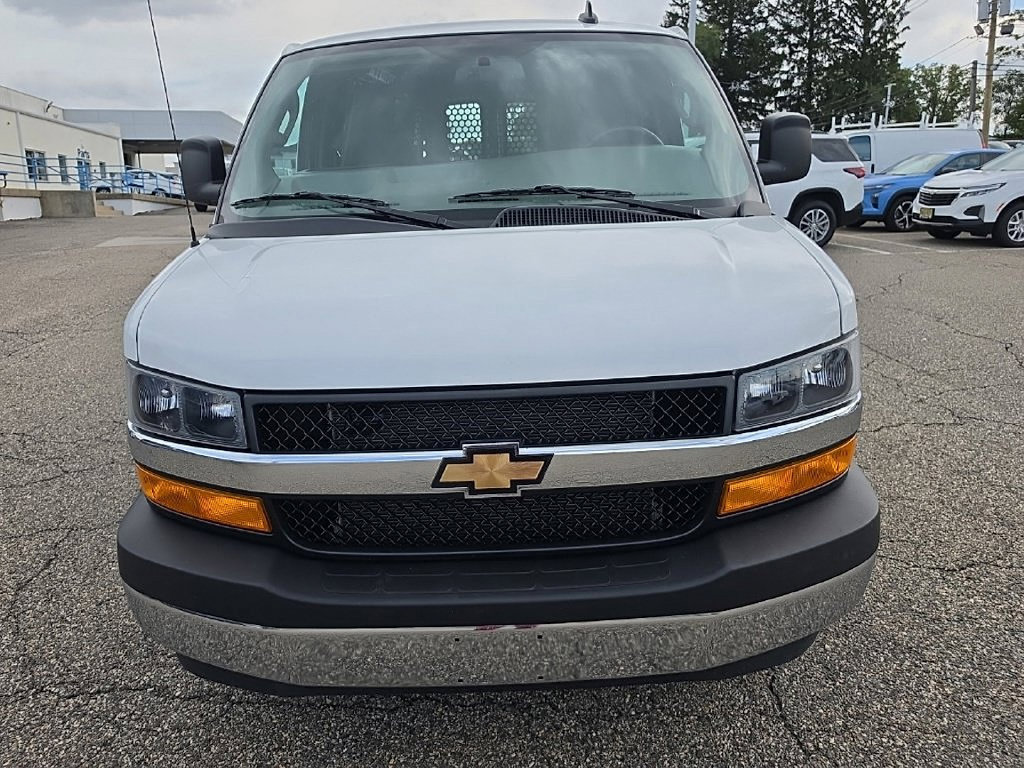 Certified 2025 Chevrolet Express 2500 w/ Driver Convenience Package RWD image 12
