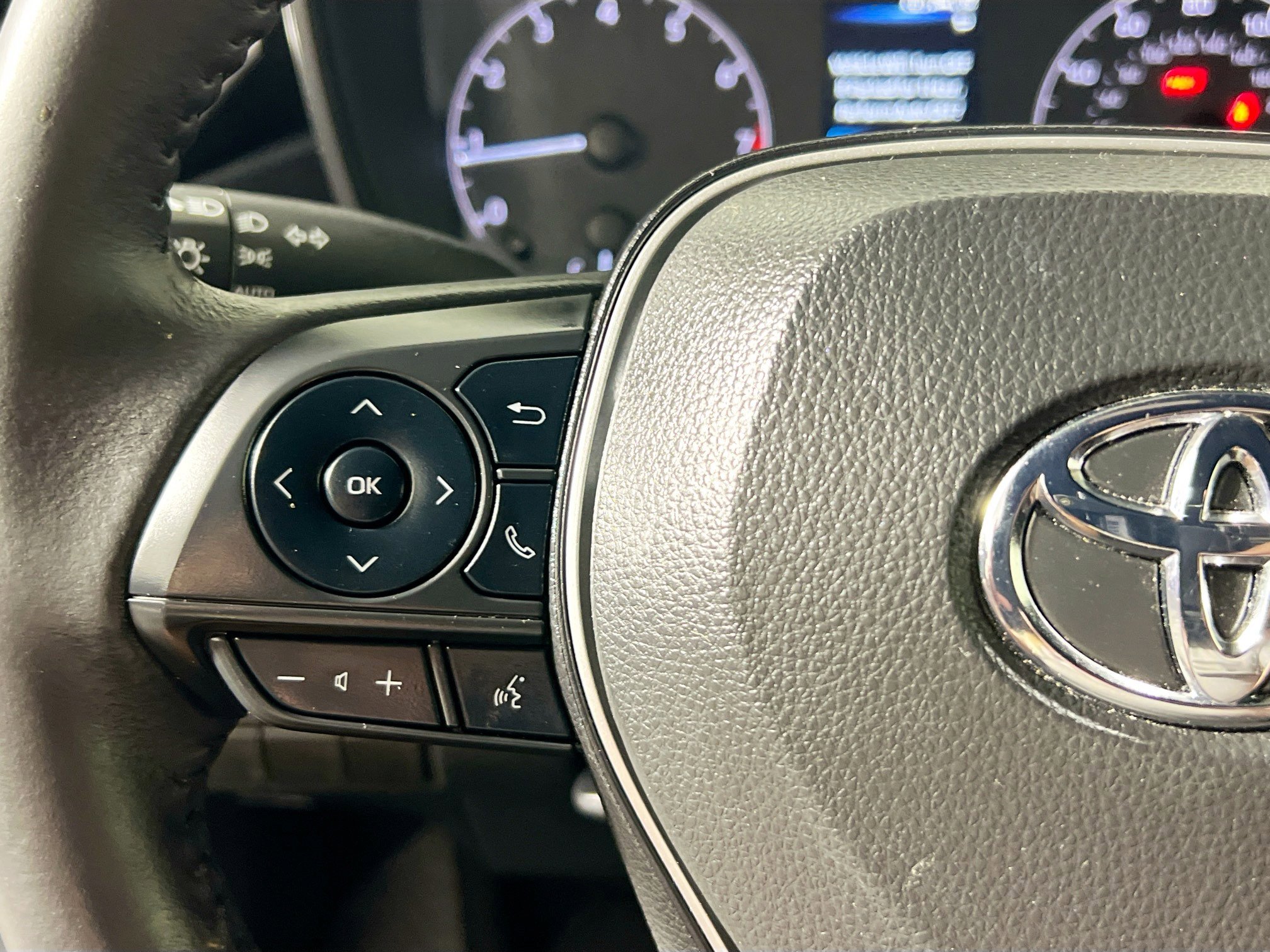 Used 2023 Toyota Corolla SE image 17