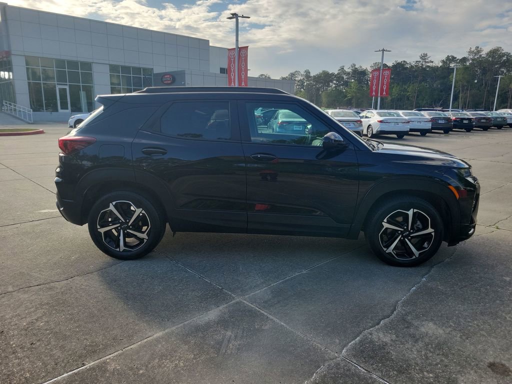 Used 2022 Chevrolet TrailBlazer RS FWD image 9