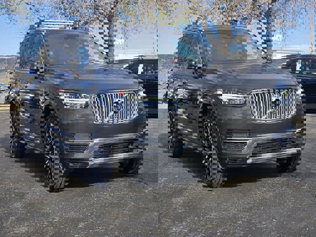 Used 2018 Volvo XC90 T8 Inscription w/ Convenience Package image 2