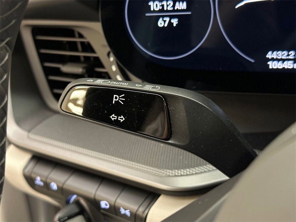 Used 2024 Porsche 911 Carrera image 24