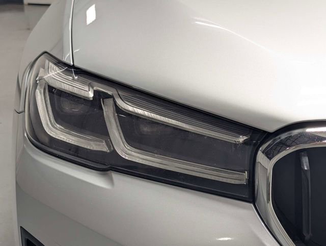 Used 2021 BMW 530i w/ Premium Package RWD image 29