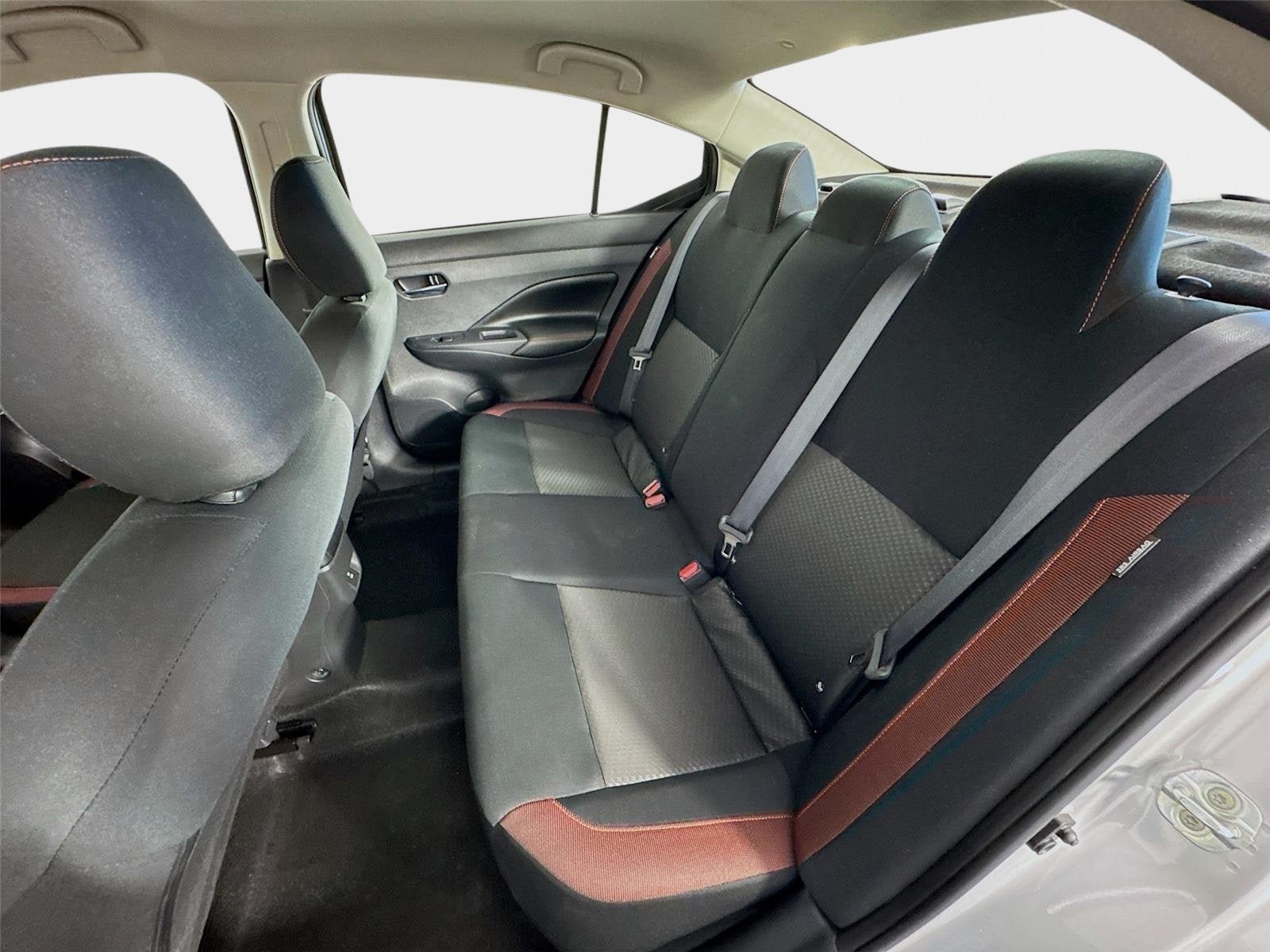 Certified 2025 Nissan Versa SR FWD image 21