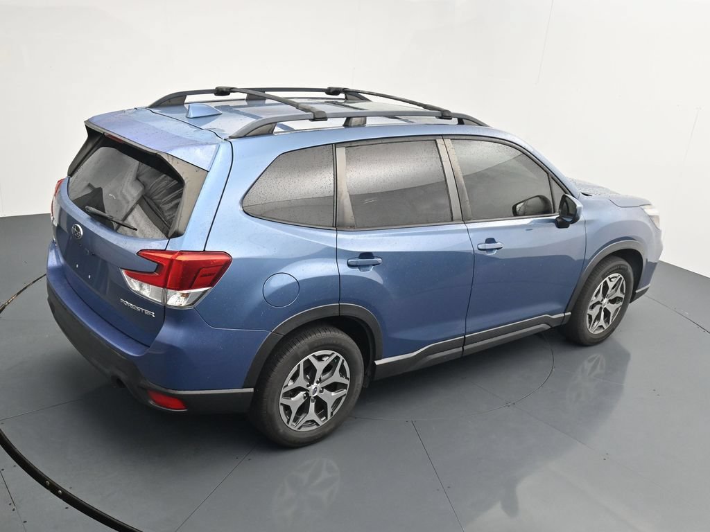 Used 2021 Subaru Forester Premium AWD/4WD image 16