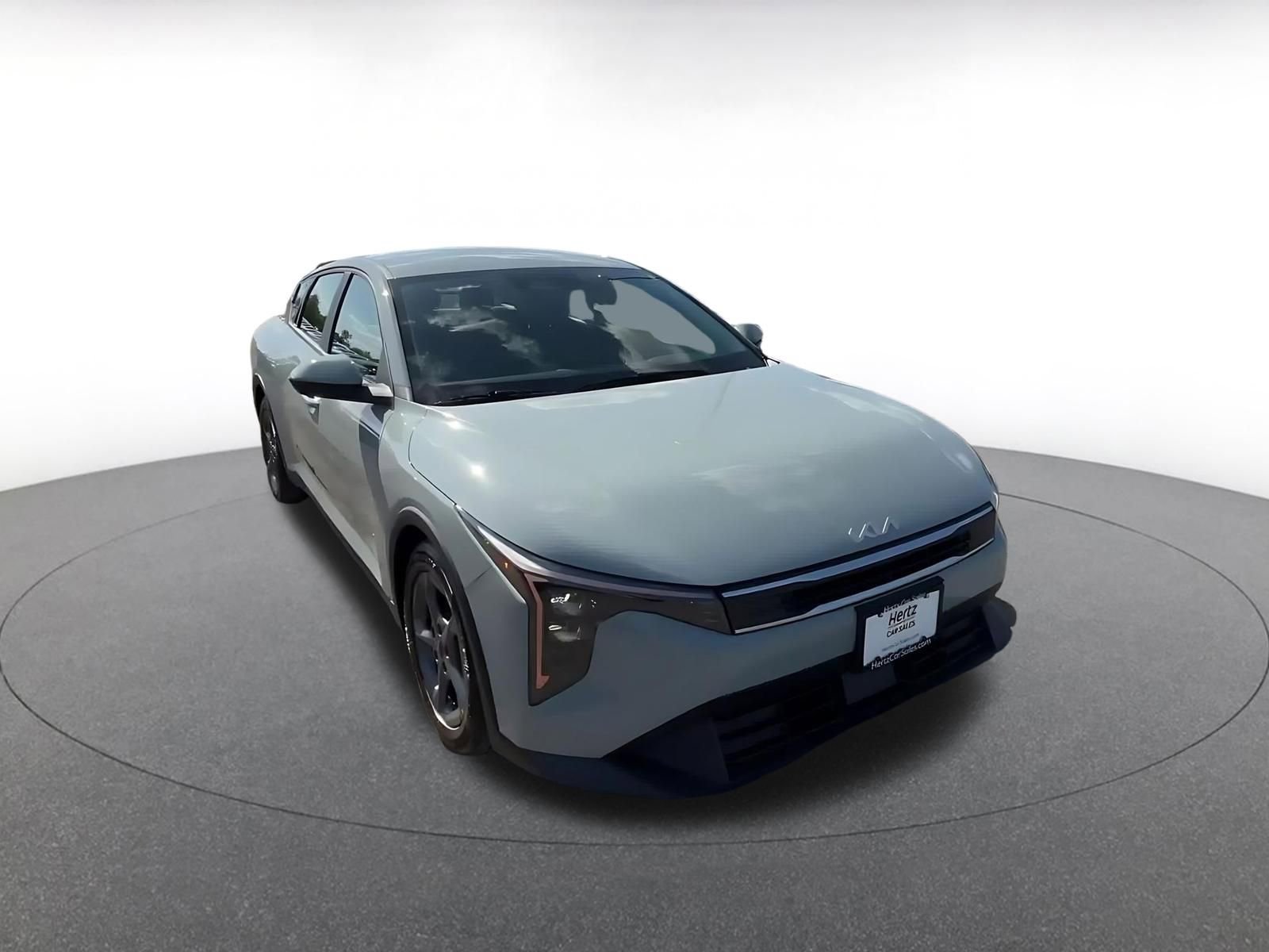 Used 2025 Kia K4 FWD image 3
