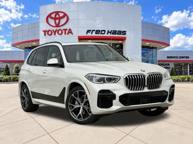Used 2022 BMW X5 xDrive40i w/ M Sport Package