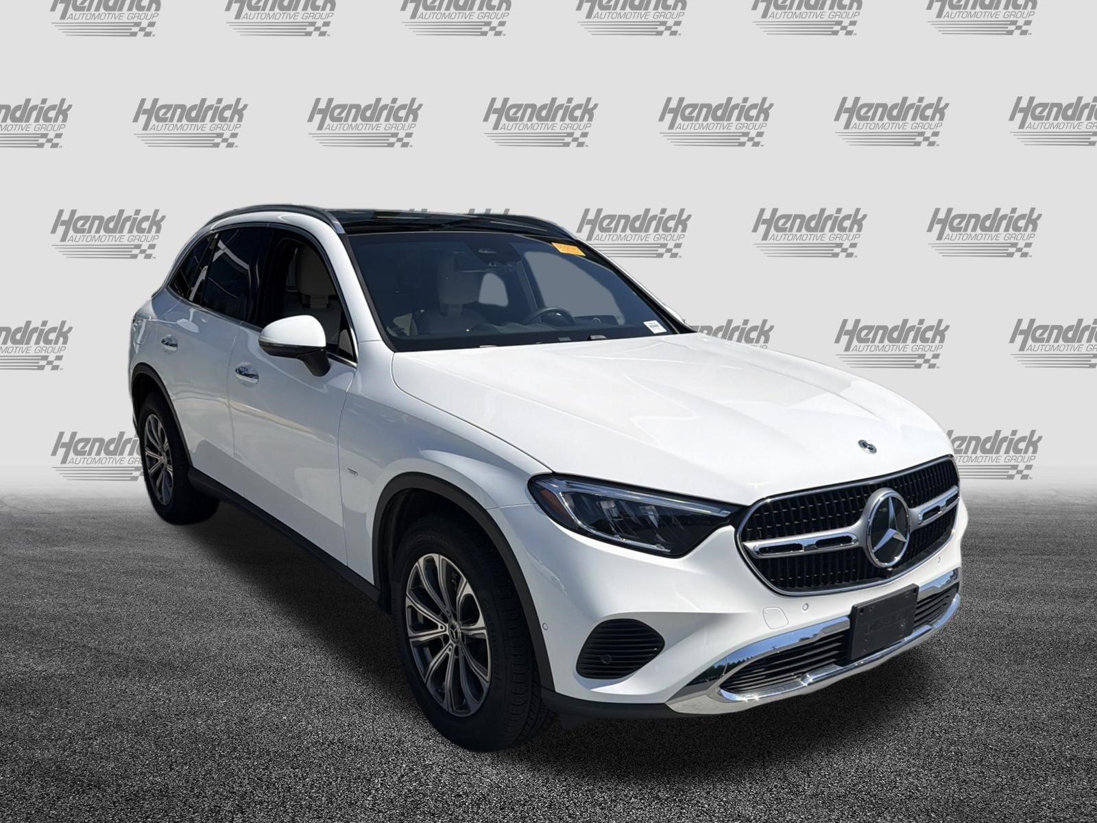 Certified 2025 Mercedes-Benz GLC 300 4MATIC image 2