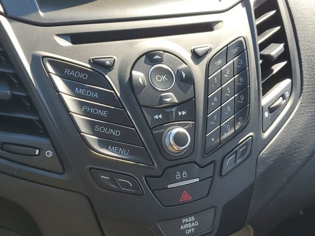 Used 2017 Ford Fiesta SE image 26