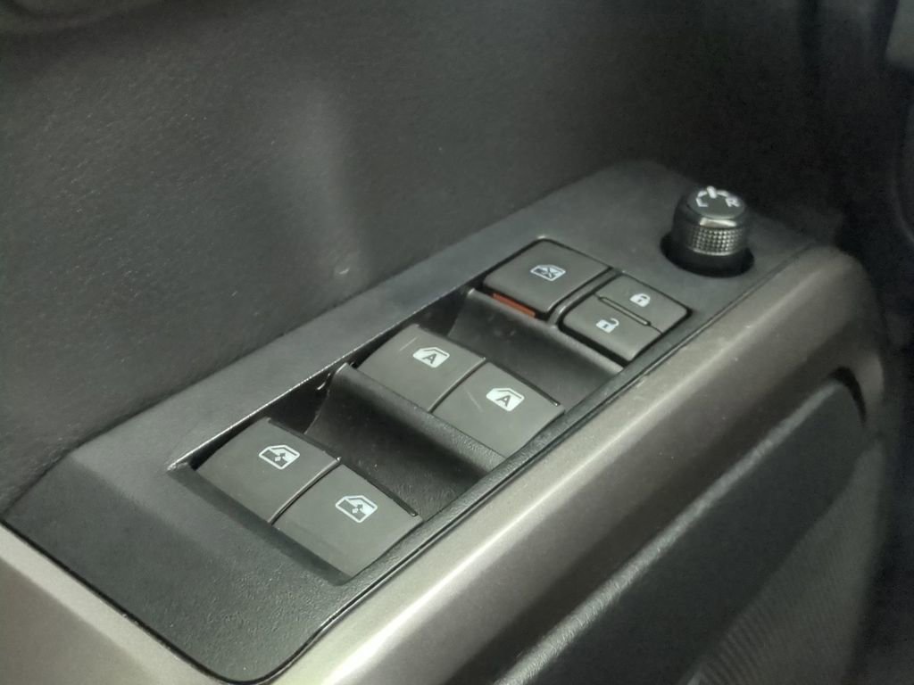 Used 2023 Toyota Tacoma SR5 image 28