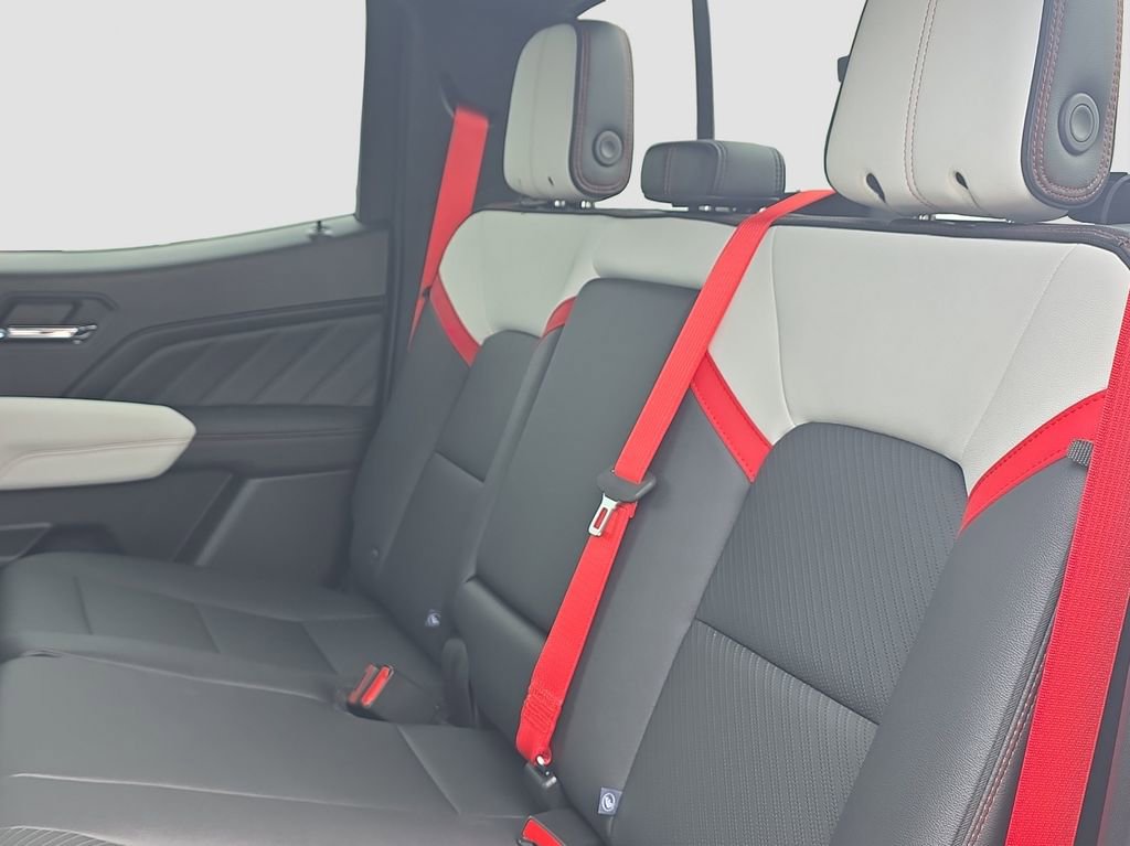 New 2026 GMC Canyon AT4X w/ LPO, Black Badging Package AWD/4WD image 12