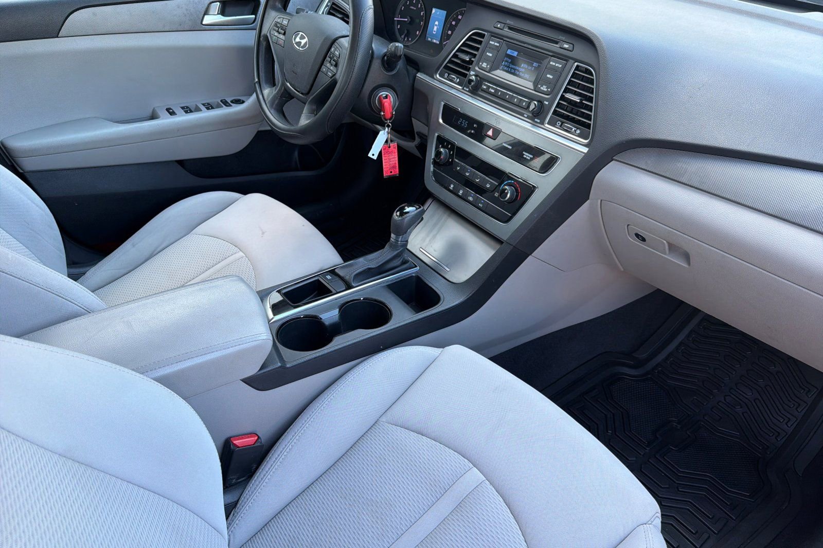 Used 2015 Hyundai Sonata SE image 15