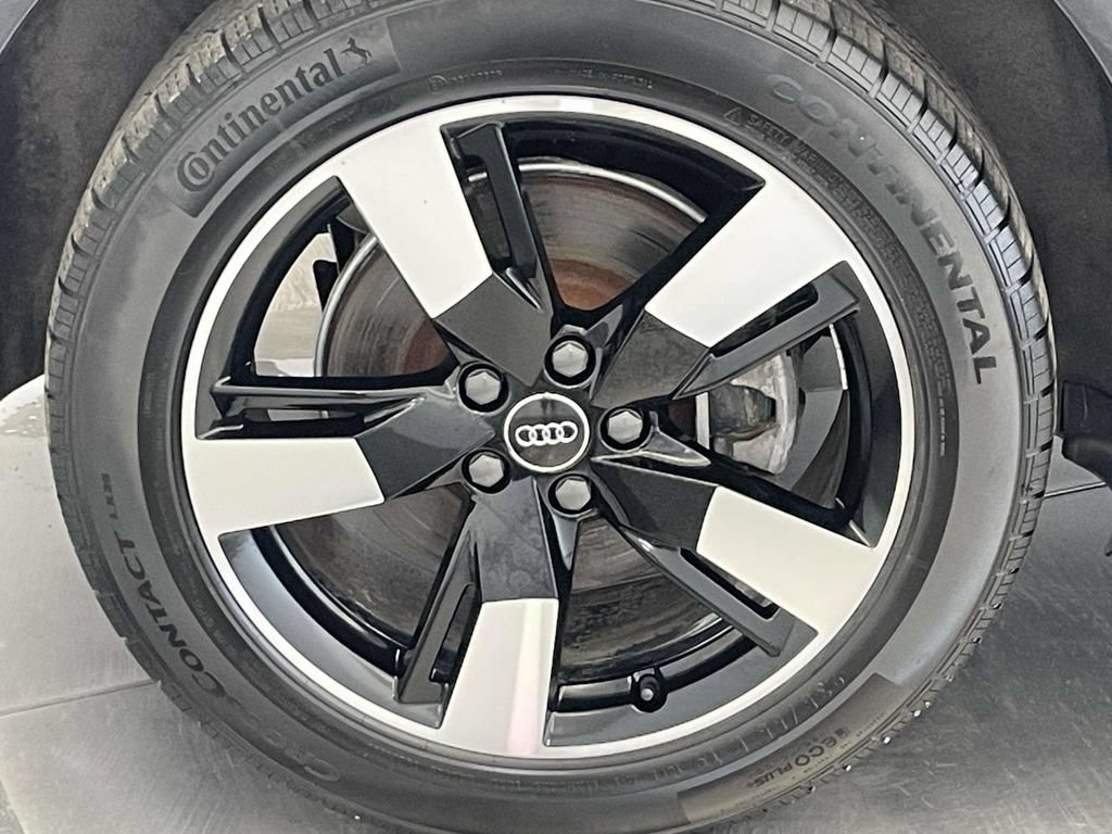 Used 2019 Audi Q5 2.0T Premium Plus w/ Premium Plus Package AWD/4WD image 13