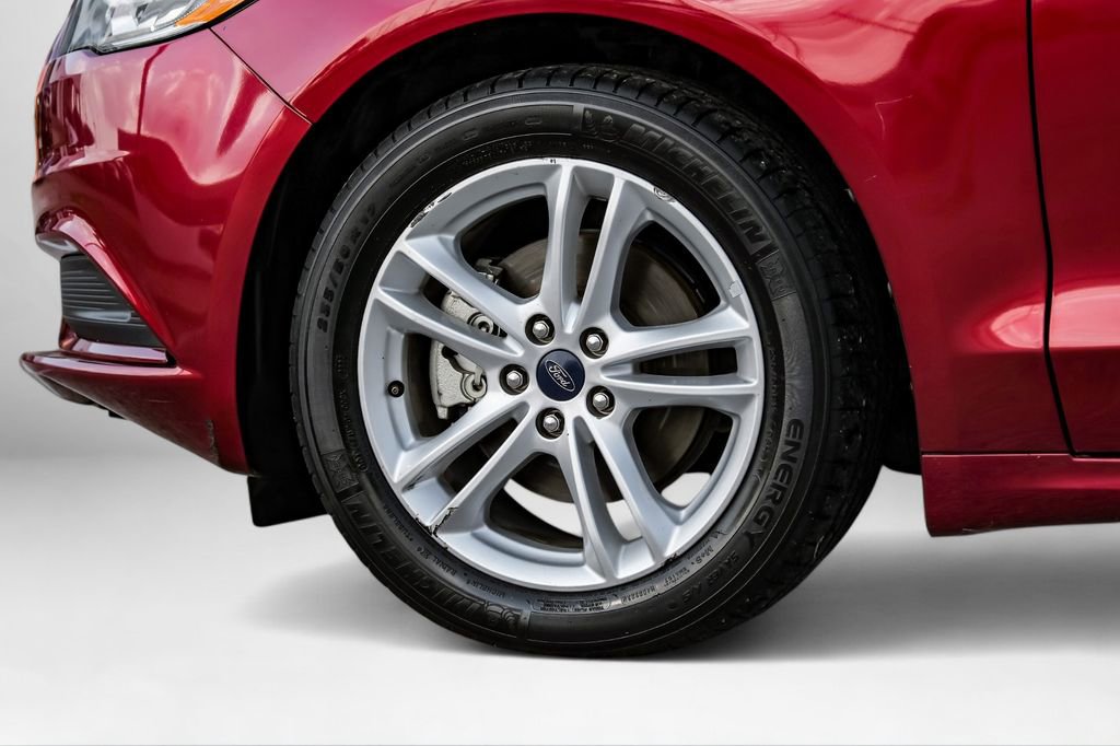 Used 2018 Ford Fusion SE w/ Fusion SE Technology Package image 53