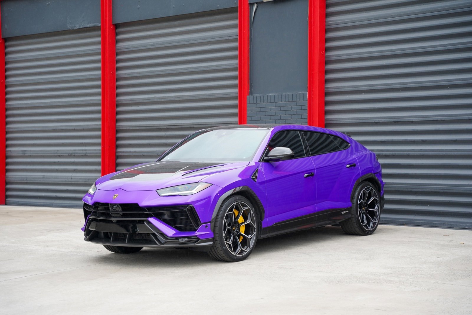 Used 2024 Lamborghini Urus Performante video 1