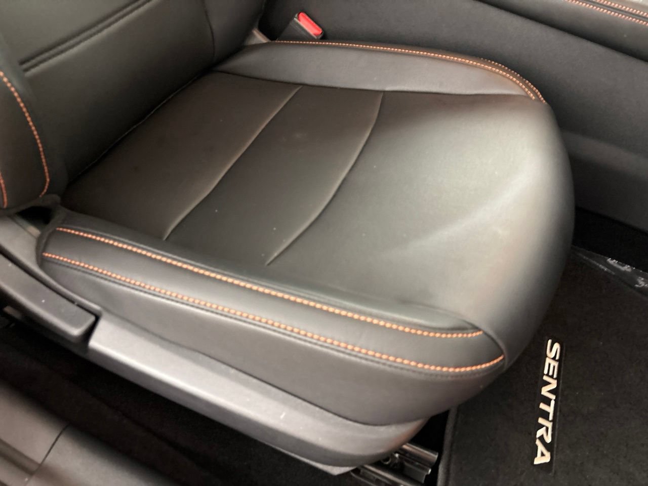 Used 2023 Nissan Sentra SR w/ SR Premium Package FWD image 30