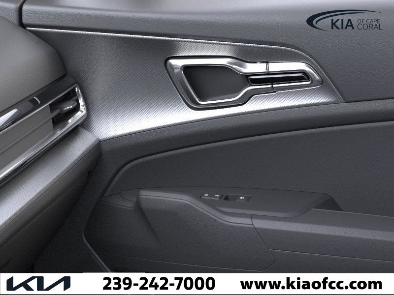 New 2025 Kia Sportage LX image 25