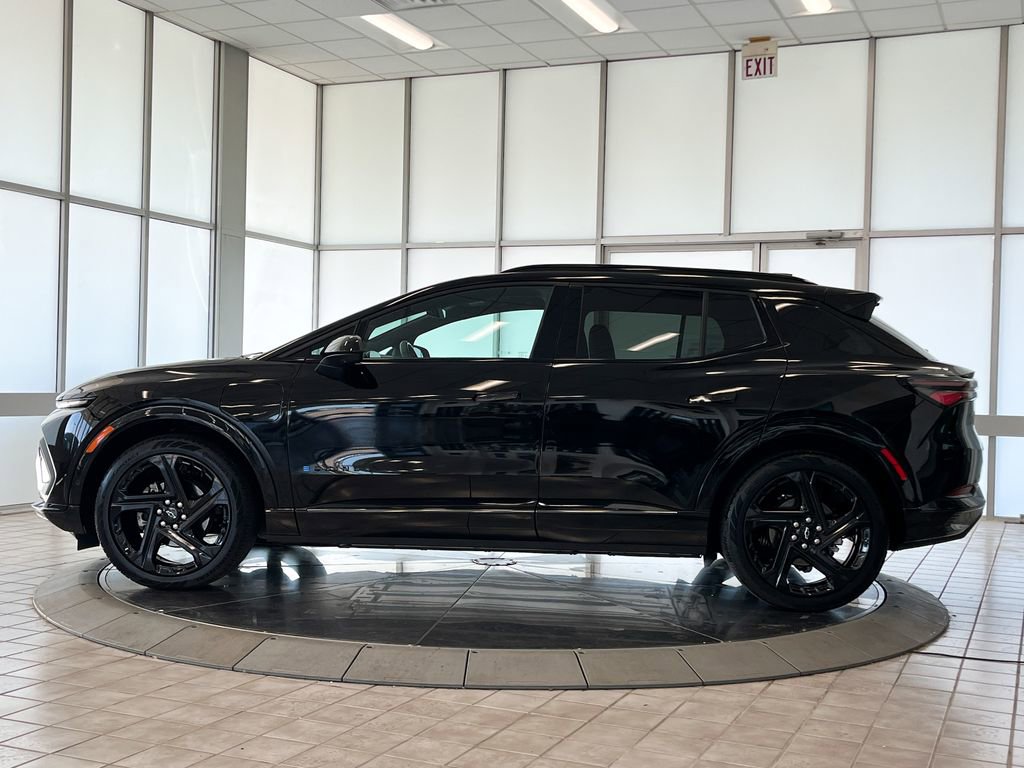 Certified 2024 Chevrolet Equinox EV RS image 5