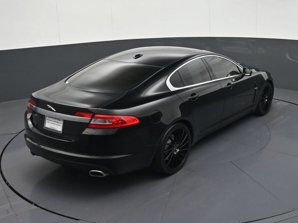 Used 2011 Jaguar XF Premium RWD image 26